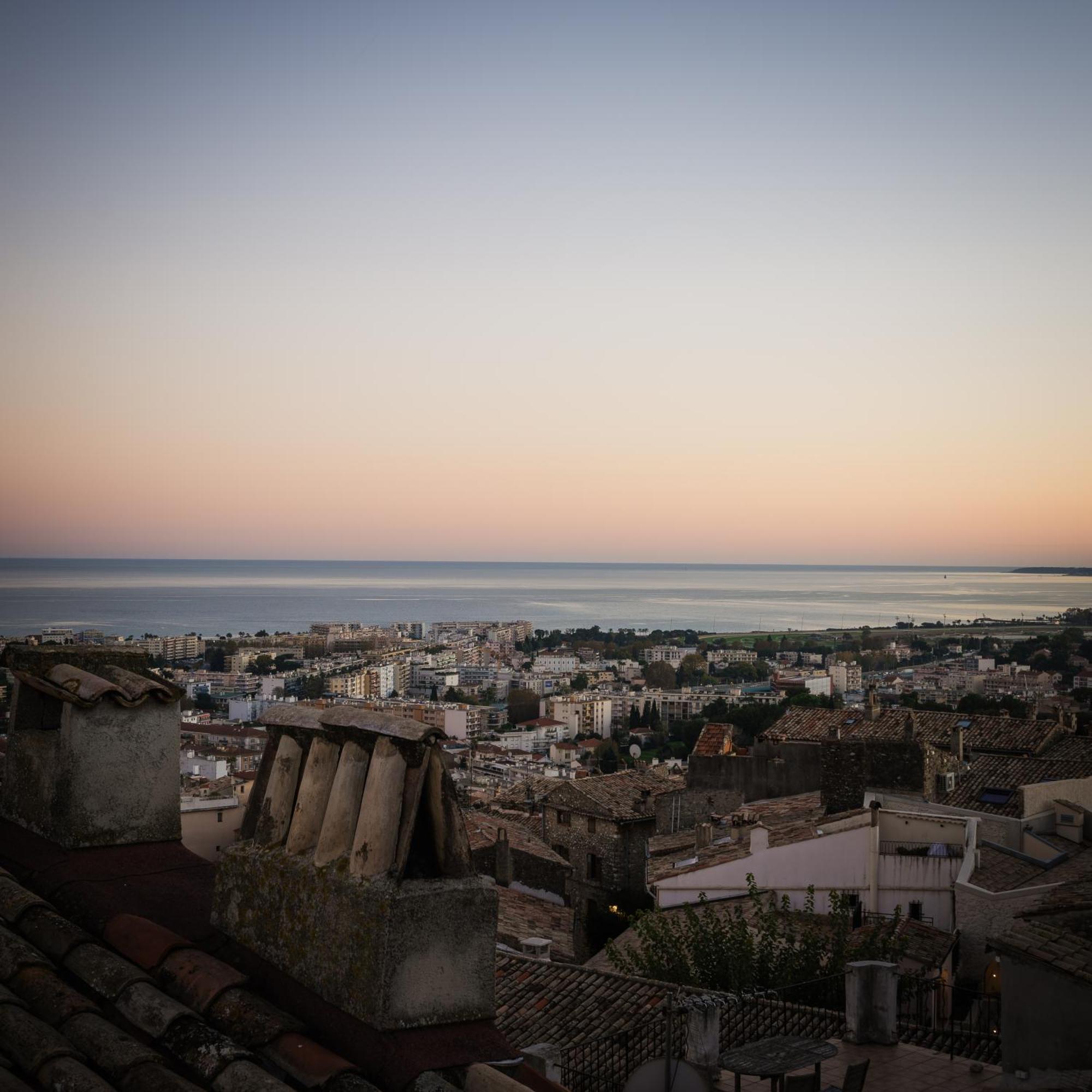 Le Grimaldi Bed & Breakfast Cagnes-sur-Mer Exterior photo